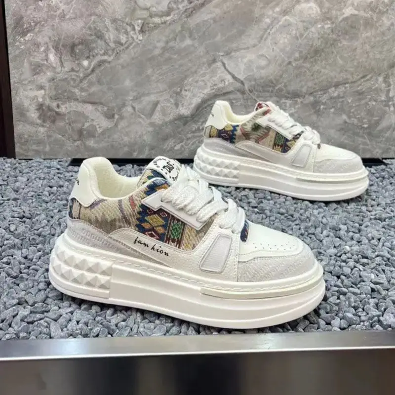 

Модная мужская обувь на плоской подошве с сеткой, осень 2023, новая мужская повседневная обувь, удобные дышащие противоскользящие спортивные кроссовки для мужчин Tide