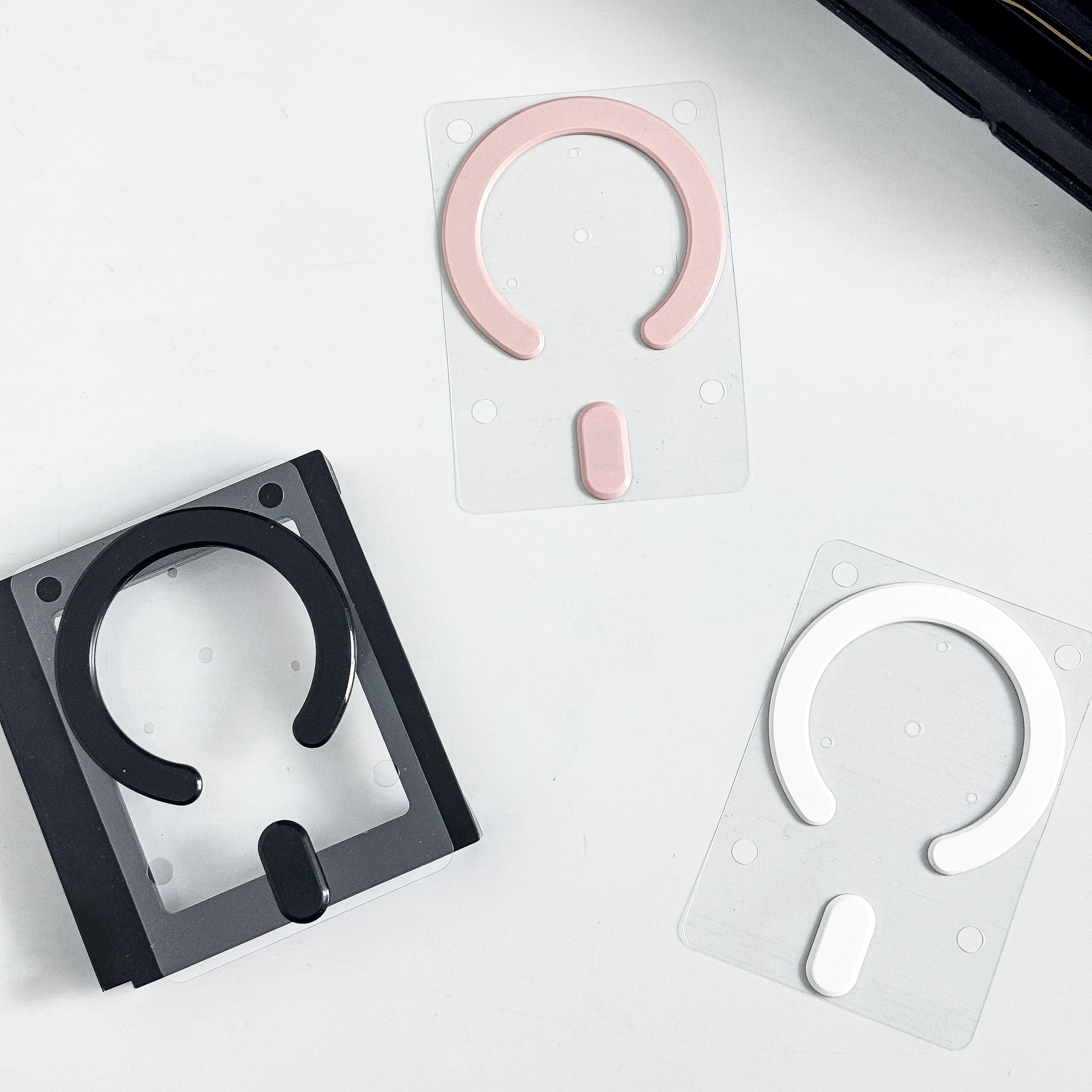 Ultra-Thin Magnetic Phone Sticker, Wireless Car Mount, Magnetic Sheet & Metal Plate - Universal for All Phones