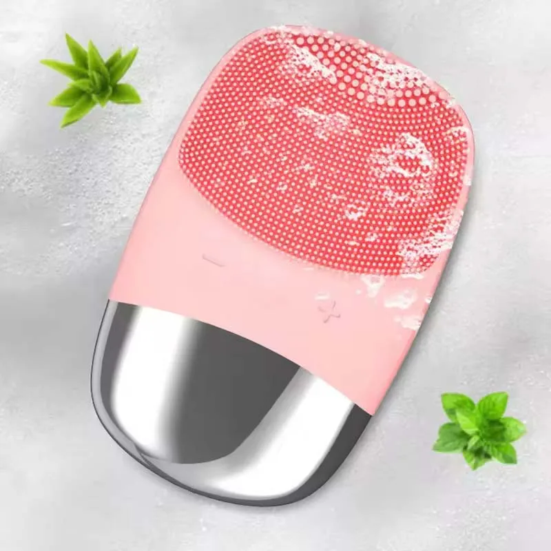 New Silicone Facial Cleansing Brush Electric Exfoliator Scrubber Automatic Waterproof Face Cleanser Brush for Men and Women