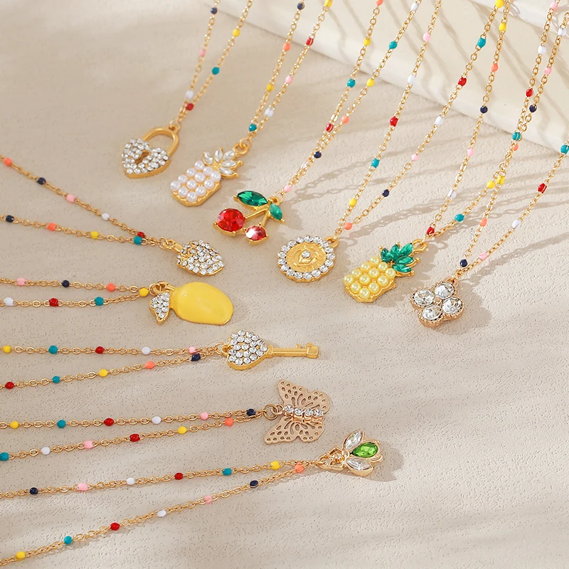 

Sparkling Rhinestone Flower Butterfly Pendant Necklace For Girl Women Choker Strawberry Fruits Clavicle Chain Gifts Wholesale