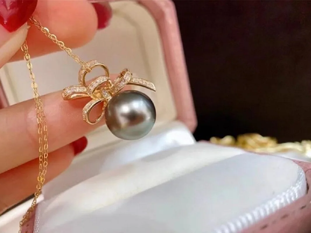 Stunning 10-11mm South Sea Round White Black Pearl Necklace Pendant 925s
