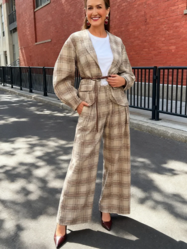 Conjuntos de pantalones con cinturón a cuadros Vintage para mujer, chaquetas con bolsillos y manga abombada con cuello en V, pantalones de pierna ancha holgados, traje para mujer, traje de otoño 2025