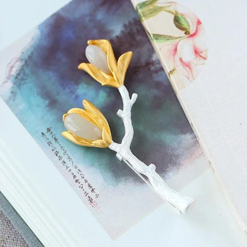 Original craft natural Hetian jade tulip retro elegant romantic temperament ladies brooch engagement dress accessories