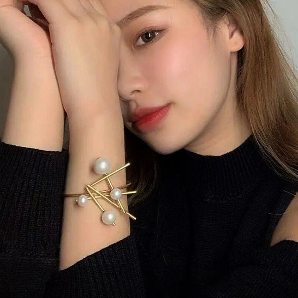 

2Pcs Irregular Pearl Bracelet Ring Set Lightweight Comfortable Jewelry for Women Suitable Travel Party Daily Life
