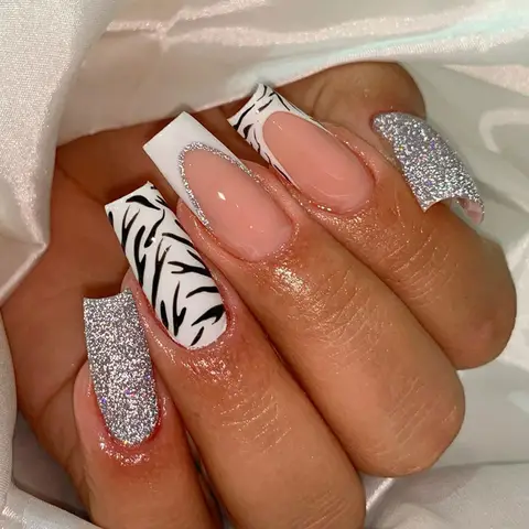 24Pcs Silver Glitter Fake Nails Long Coffin False Nails Zebra-stripe Detachable Ballerina Full Cover Nail Tips Press on Nails