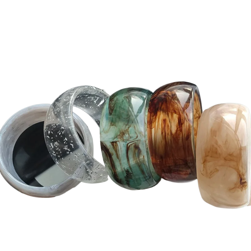 

Large Literary Retro Bracelet, Round Wide Version, Resin Marble Pattern, Semi-transparent Exaggerated Acrylic Hand Decoration