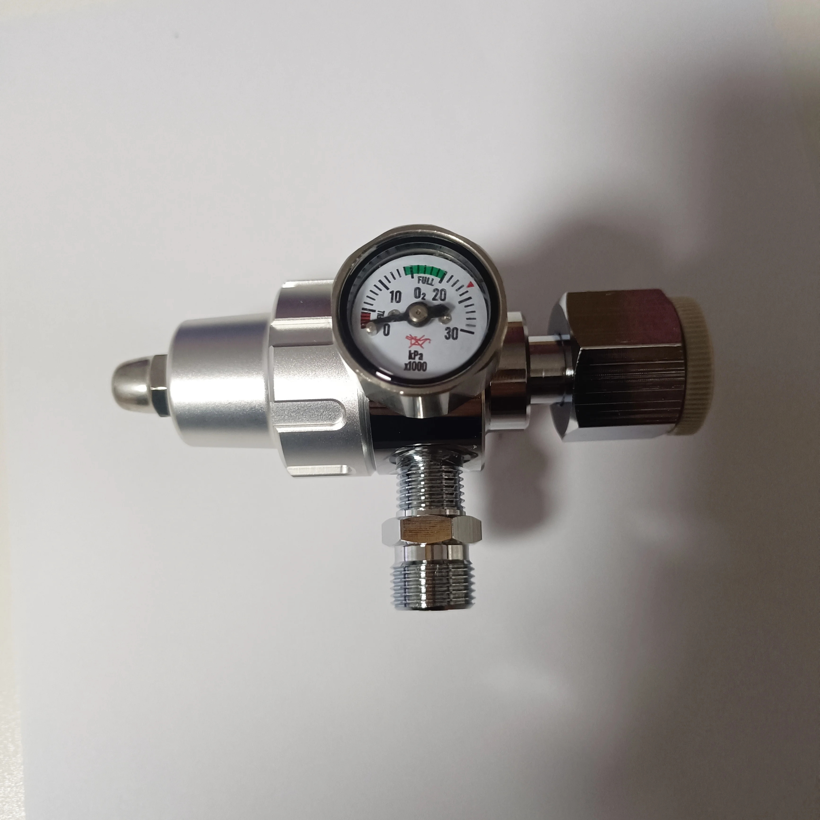 

Hospital oxygen cylinder flow regulator oxygen tank pressure reducing valve regulator