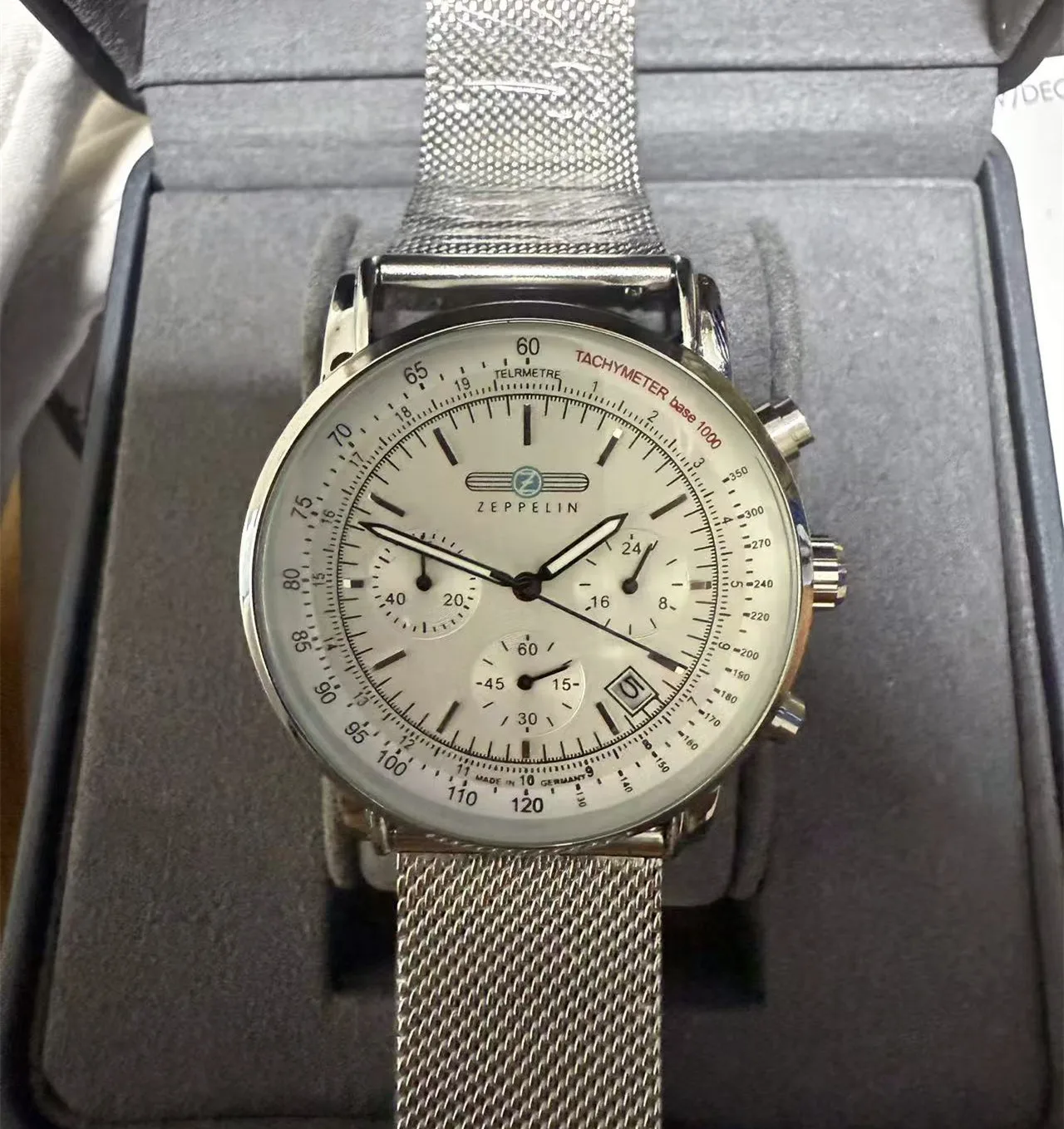 熱い販売の新作-zeppelin-8886m-シリーズメンズ腕時計小さな三針タイミング日付クォーツ時計クラシックレトロビジネス腕時計