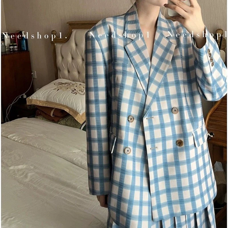 Korean  blue and white checkered  contrasting color double breasted loose casual suit jacket for women  coat