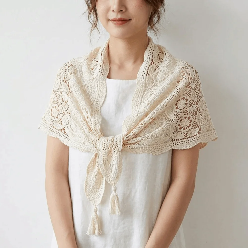 

Elegant Fake Collar Knitted Triangle Scarf Ethnic Style White Crochet Flower Scarves Clothes Decoration Cloak Fart Curtain Women