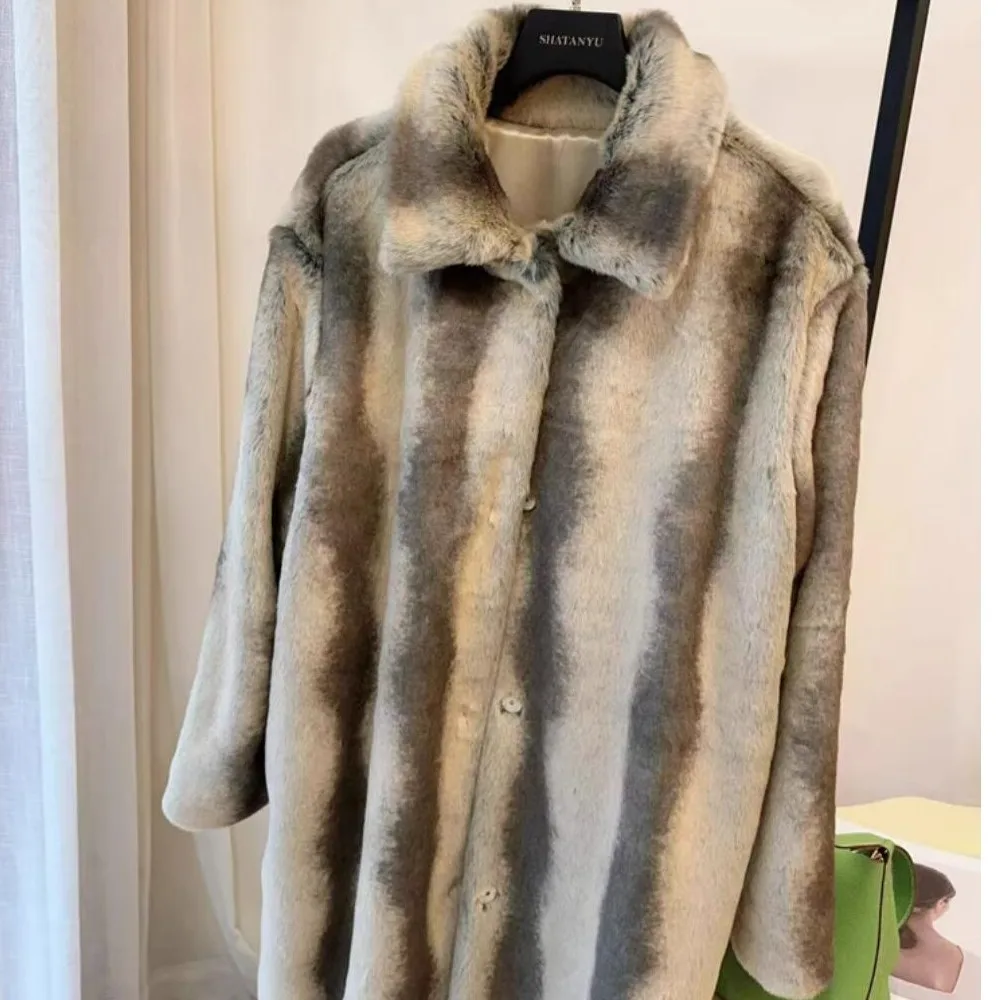 Winter Contrast Color Gradient Striped Hairy Shaggy Faux Fur Coat Women Lapel Collar Full Sleeve Furry Soft Midi long Outerwear