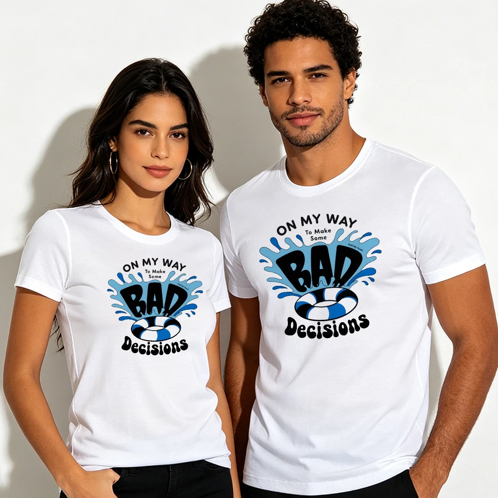 ON MY WAY To Make Some BAD Decisions Retro Pool Float Splash Graphic Mens T-shirtSummer Party Vibe Street Fashion Casual Tee