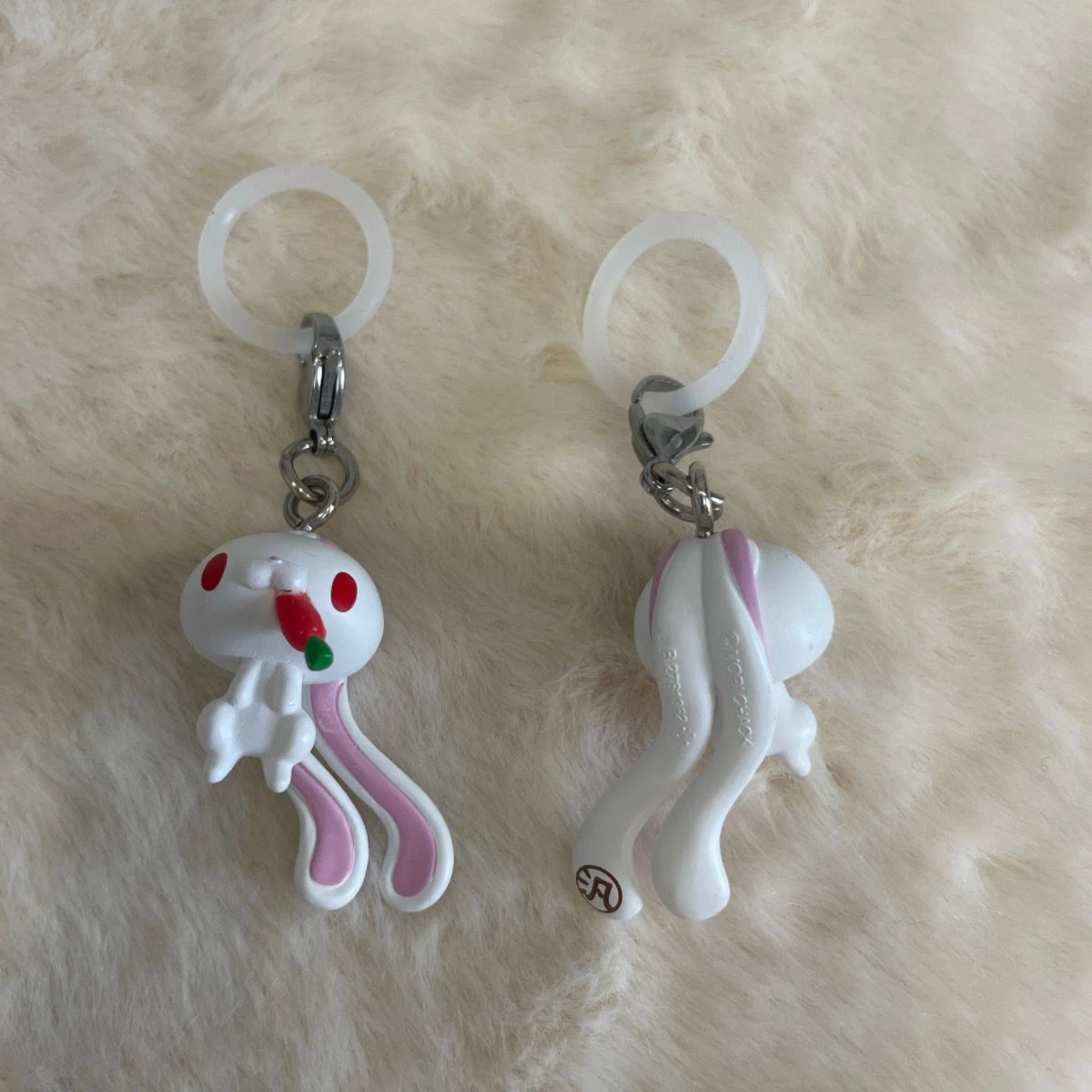 Gloomy Bear Handy-Anhänger aus Legierung, niedlicher Blut-Stil-Anhänger, Rucksack-Taschen-Deko für Harajuku Anime Sammlerstück Geschenk