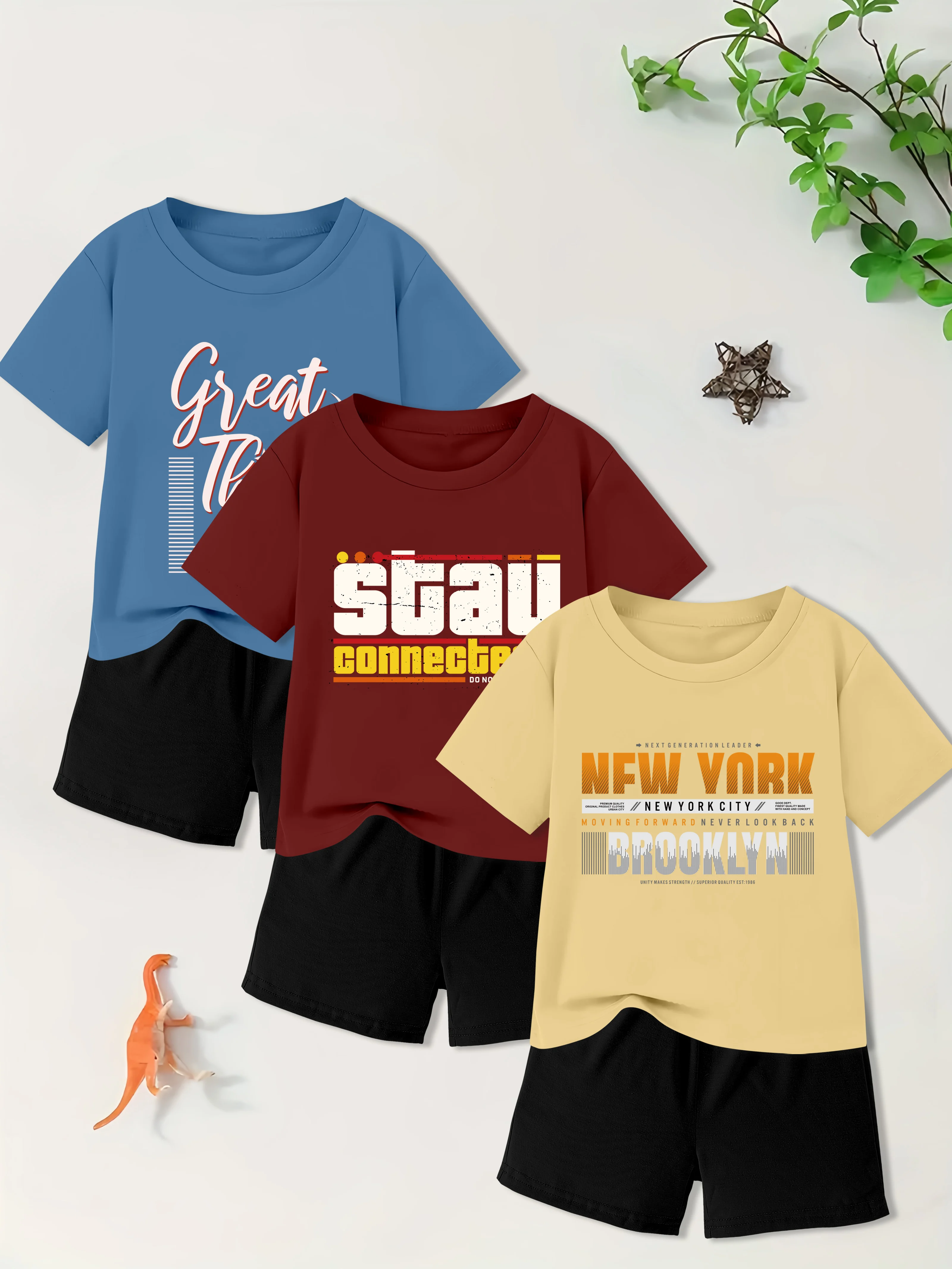 

6 предметов: летний комплект из футболки с короткими рукавами и шорт для мальчиков, в американском стиле, с английским принтом и мультяшными рисунками.