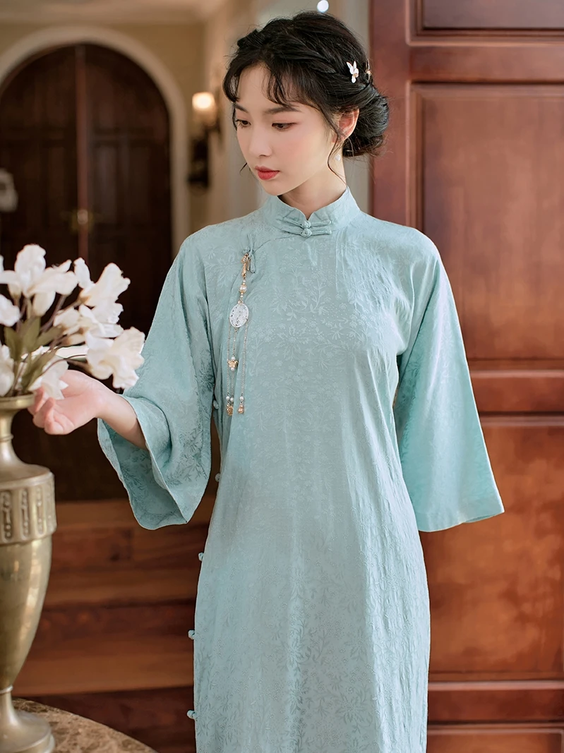 

Молодежное атласное платье с длинными рукавами, винтажным узором и низким разрезом, для повседневной носки, из комфортной вискозной ткани, весна-осень