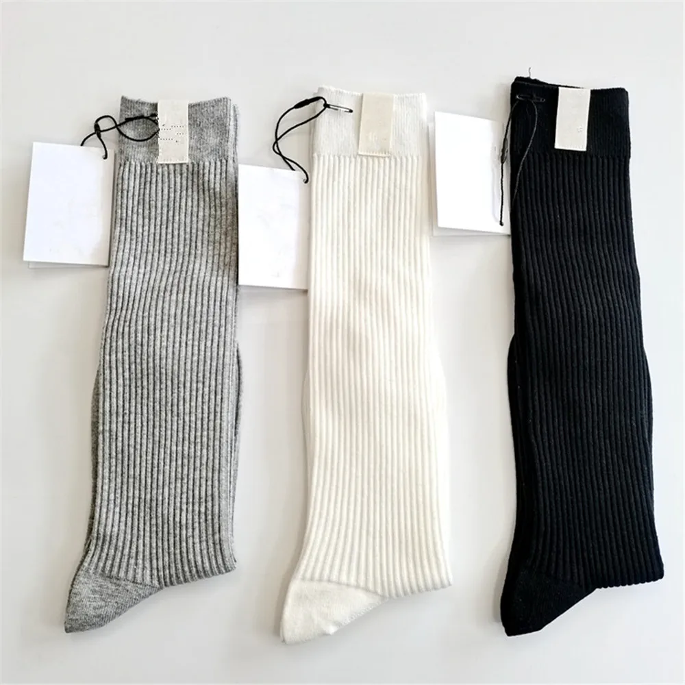 2Pcs B*C Women\'s Socks Cotton Vertical Striped Socks Knee High Fashion Socks Mid-Tube Ladies Calf Socks