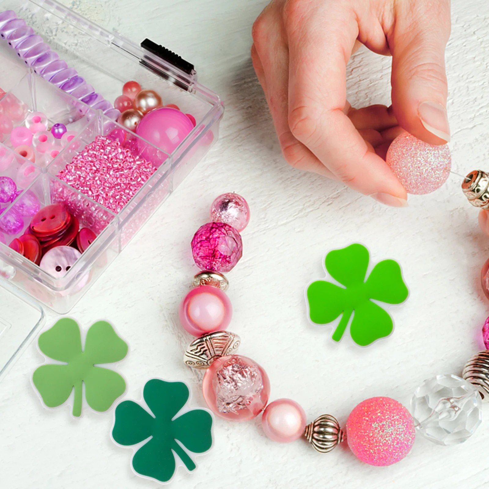 

15Pcs Four Leaf Beads Silicone Durable Smooth DIY Keychain Bracelet Making Necklace DIY Craft Beads