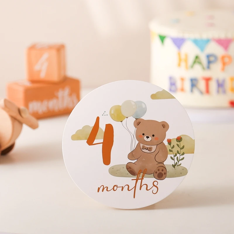 16 Stücke Papier Baby Meilenstein Nummer Monatliche Gedenkkarten Neugeborenen Cartoon Bär Gravierte Alter Fotografie Requisiten Baby Geburt Geschenk – Detail 11