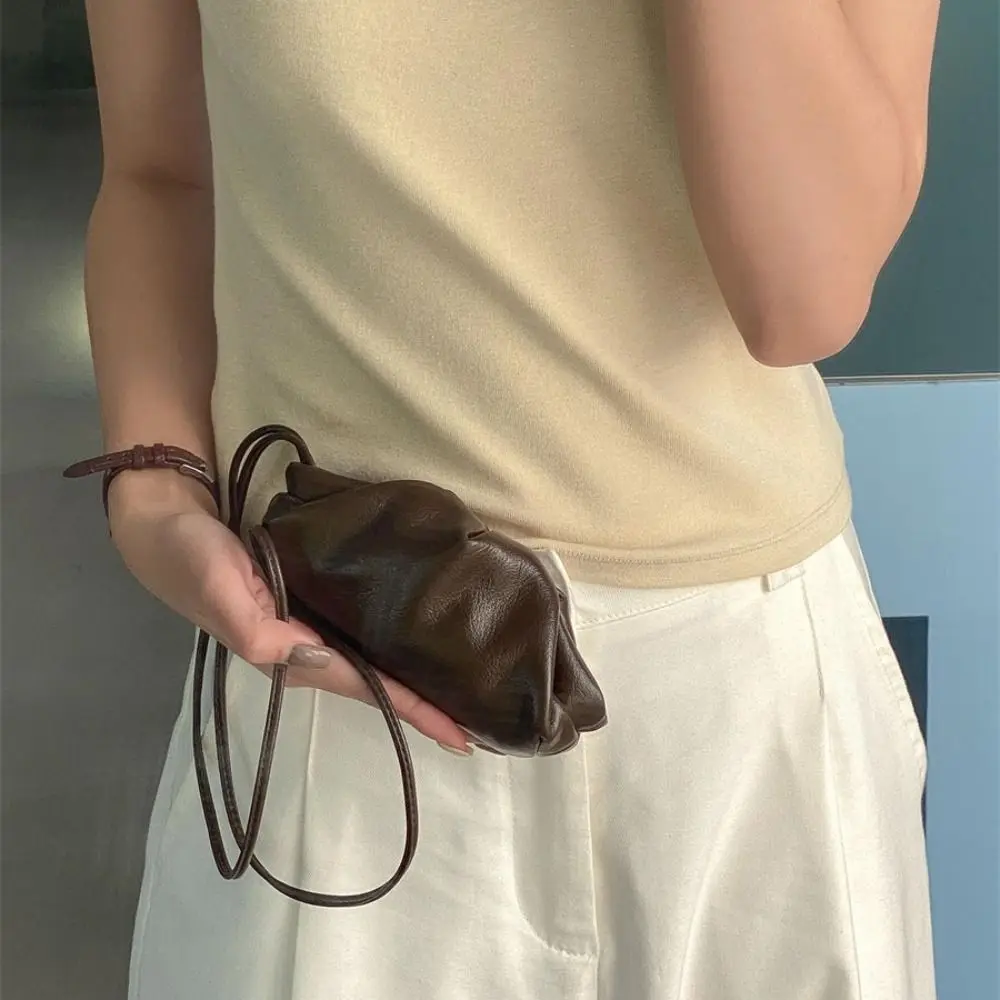 

Fashion PU Leather PU Mini Cloud Bag Silver Mini Lanyard Wallet Lipstick Storage Bag Cute Hanging Neck Coin Purse Shopping