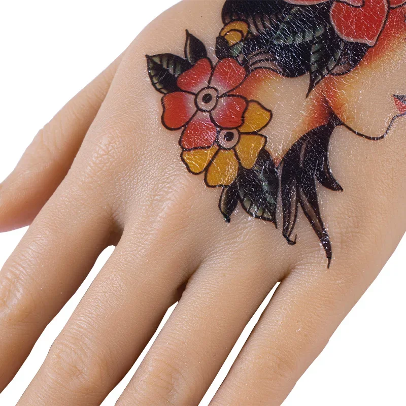 Tattoo Practice Hand Silicone Soft Tattoo Practice Fake Hand Skin for Tattoo Artists Beginner Tattoo Training Tool Accessories