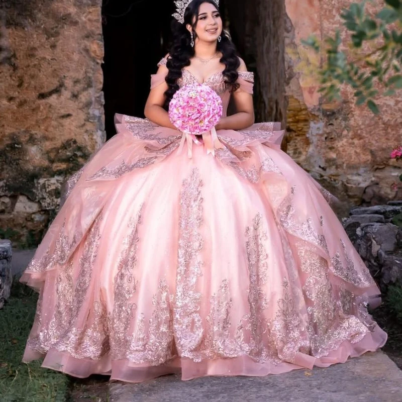 

Розовые блестящие платья Quinceanera с открытыми плечами, аппликация, кружево, бисер, кристалл, тюль, вечерние, день рождения, милое платье 16, Vestidos 15 De