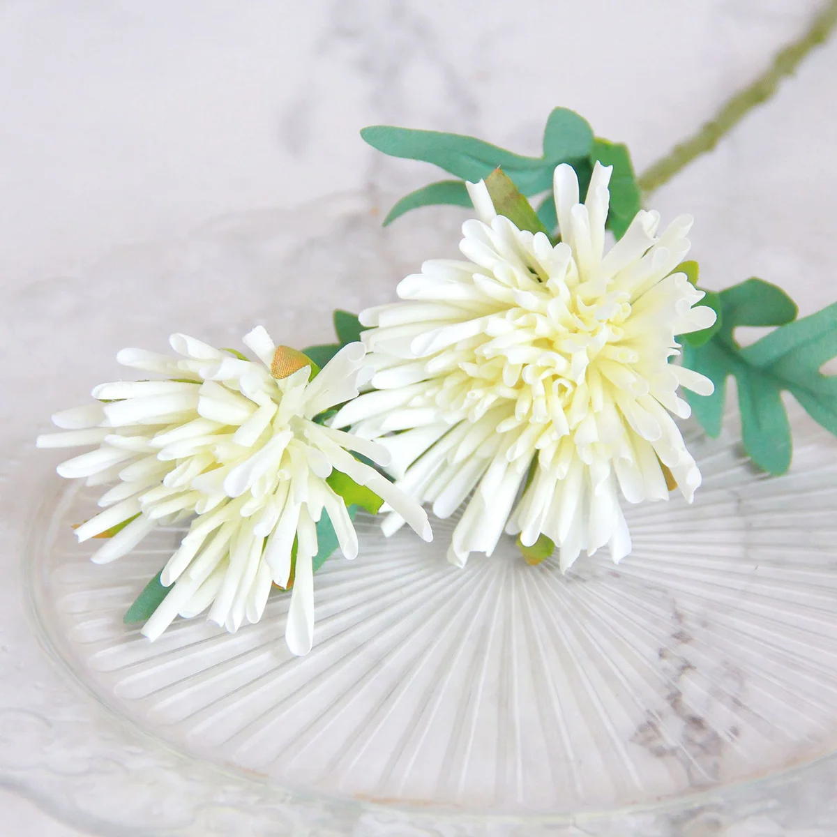 

1Set Artificial Chrysanthemum Simulation Bouquet Realistic Desktop Shelf Flower Arrangement Wedding Decoration