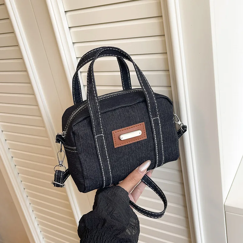 

Джинсовые маленькие квадратные сумки на плечо в стиле ретро для женщин, легкая портативная женская сумка через плечо, дизайн с нитью, женские сумки для телефона