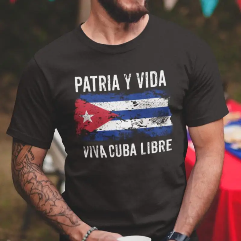 Футболка Viva Cuba Libre с винтажным флагом Patria Y Vida