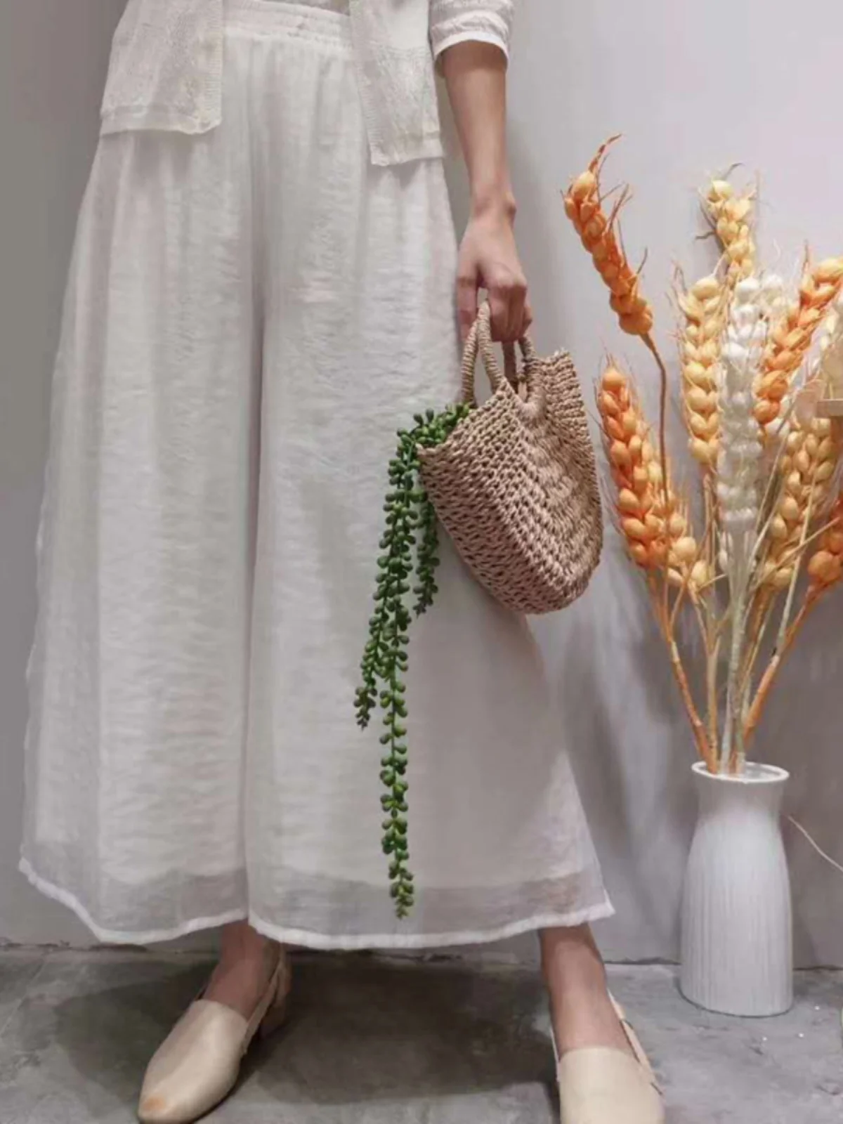 

Summer New Loose Wide Leg Pants Floral Embroidery Side S Fairy Pants Dra Skirt Pants l Waist Nine Points