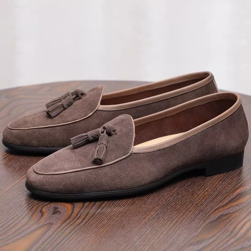 

Мужские кожаные туфли-лоферы в британском стиле из замши с кисточками, повседневные, с круглым носком, из натуральной кожи, молодежные