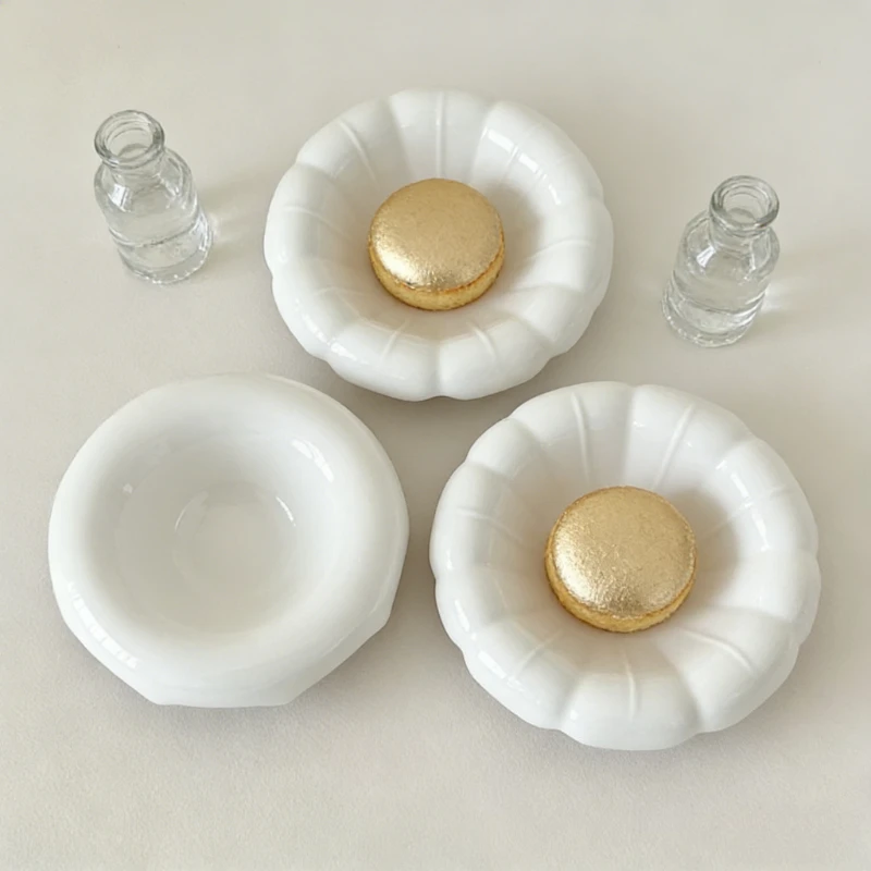 Minimalist Nordic Cute White Chubby Ceramic Small Dish Creative High Beauty Minimalist Home Special Dipping Sauce Dish Tableware