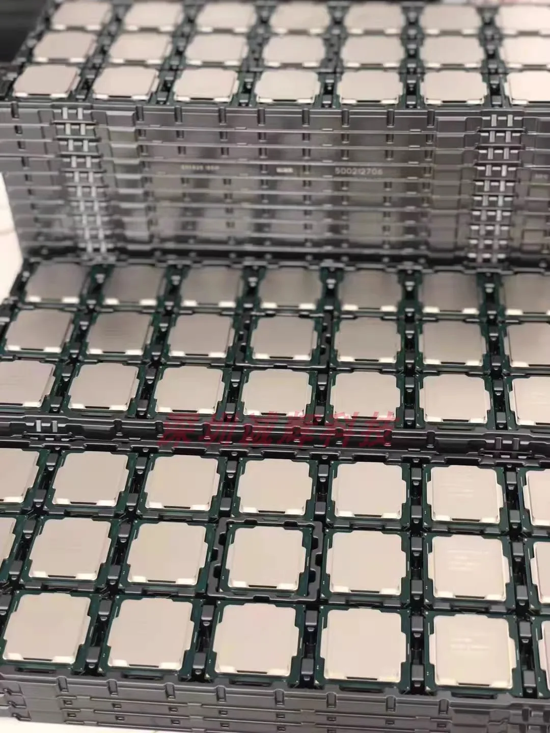 e3-1220v5 E3-1230V6 1240 1270 1280 1225 1245 1240Lv6 1260L وحدة المعالجة المركزية