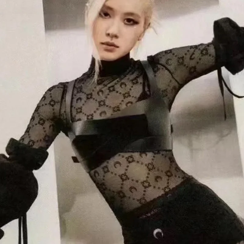 เสื้อยืดคอสูงผ้ากำมะหยี่ลายดอกไม้เซ็กซี่ ทรงเข้ารูป แขนยาว ใส่สบาย เหมาะสำหรับฤดูใบไม้ร่วง