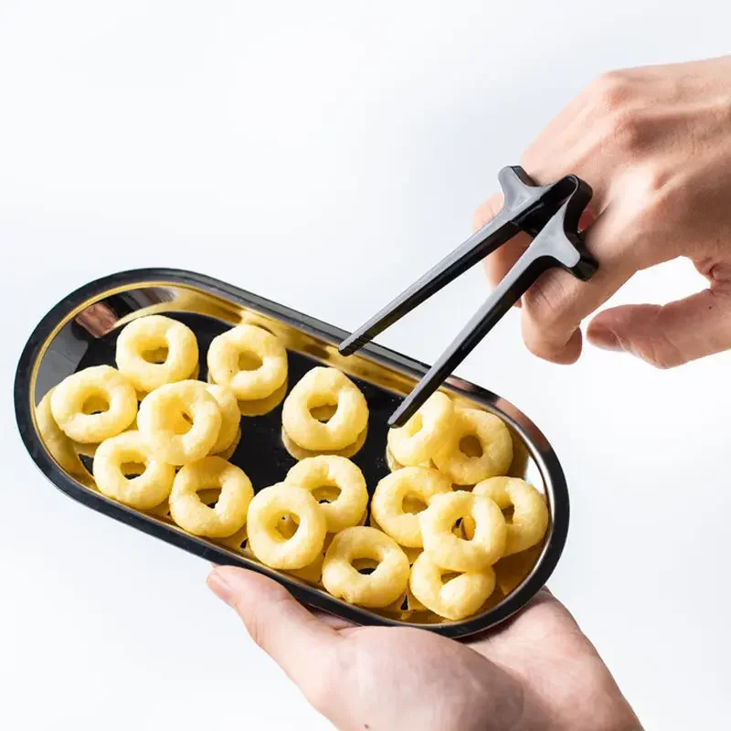 Creative Finger Chopsticks Portable Potato Chip Snack Clip Easy To Operate Tongs Salad Food Not Dirty Hand Lazy Chopstick Tool