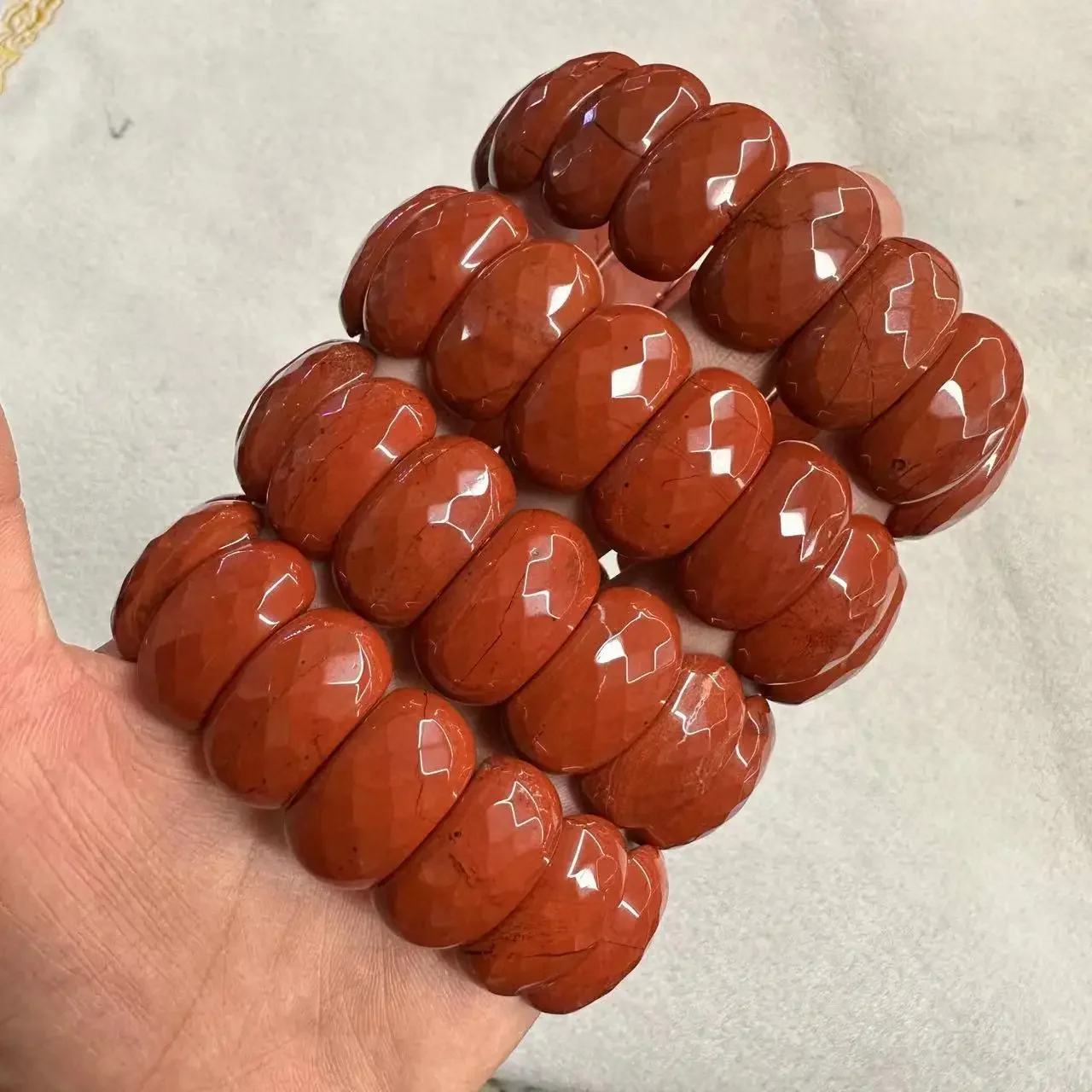 

Натуральные красные бусины из яшмы AAA 12*25 мм, красный браслет, вечерние драгоценности, оптовая продажа для мужчин и женщин, очаровательные ювелирные изделия, драгоценный камень