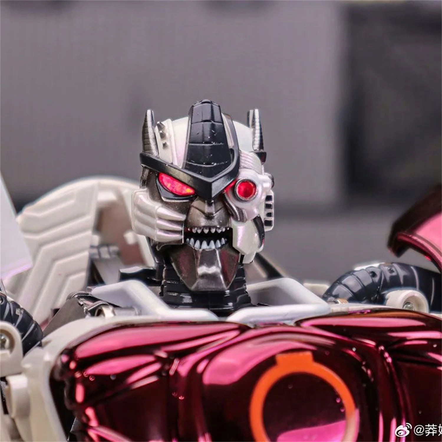 

[Версия 2.0] BMB DB-01 DB01 METAMORPHIC UNIVERSE BW Металлический динозавр Воин Beast Wars MP Масштаб