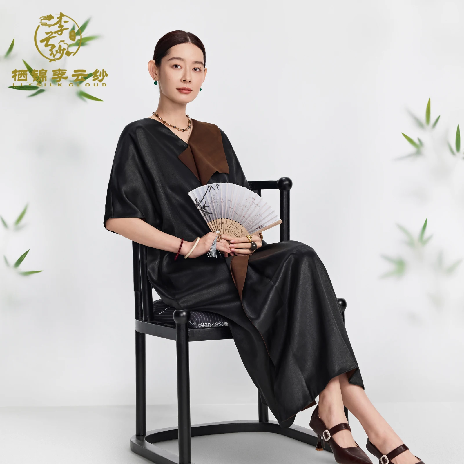 

Женское осеннее платье Xiangyunsha LI SILK CLOUD — 100% тутовый шелк, удобный крой, деталь с разрезом, черный жемчуг в Гуандун