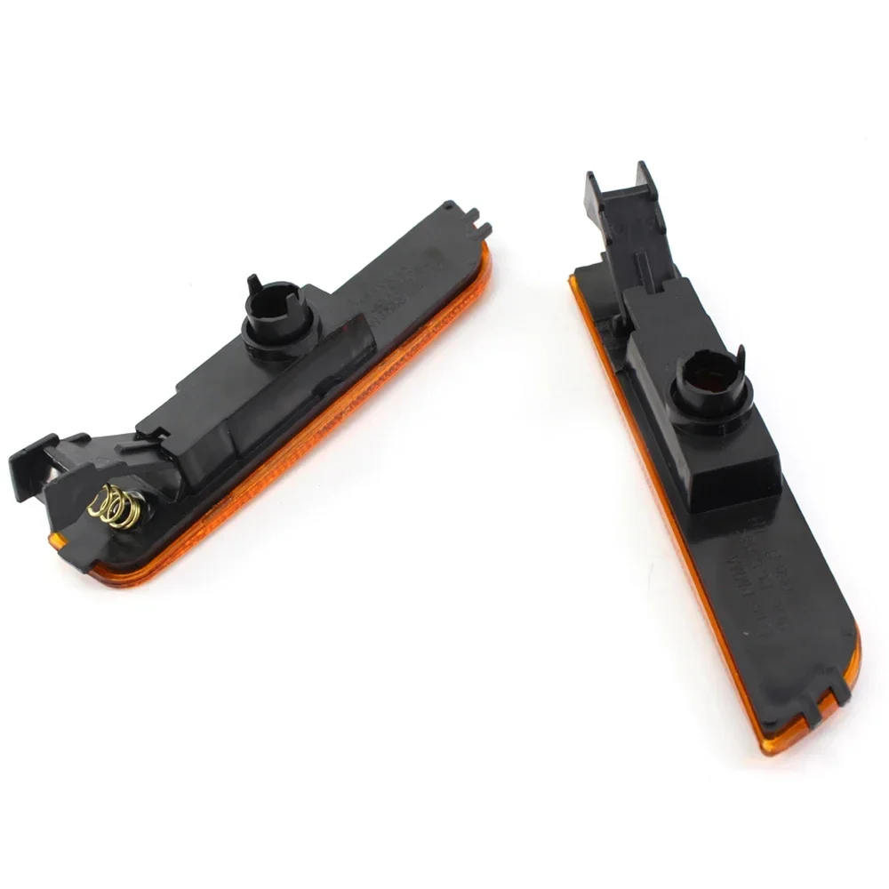 1 Pair of Car Front Corner Bumper Side Marker Turn Signal Light Shell 2 Color Lens For Volkswagen VW Passat B5 B5.5 2001-2005 view 4