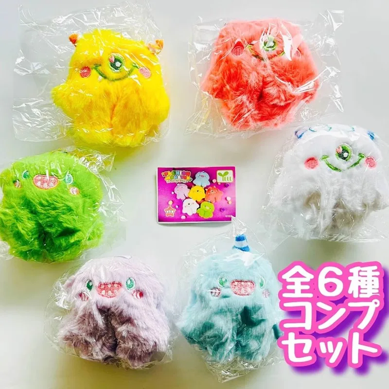 YELL Gashapon FASHION MONSTER-Peluche Qversion, Mini Anime Action Figure, Modèle Jouets, Dessin Animé Rick Collection, Cadeaux Originaux