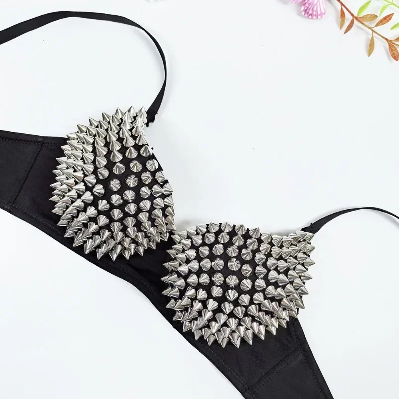 Punk Gothic Push Up Bralette – Stříbrný nýtovaný spodní díl podprsenky pro ženy, sexy styl pro noční klub a párty - náhled 2