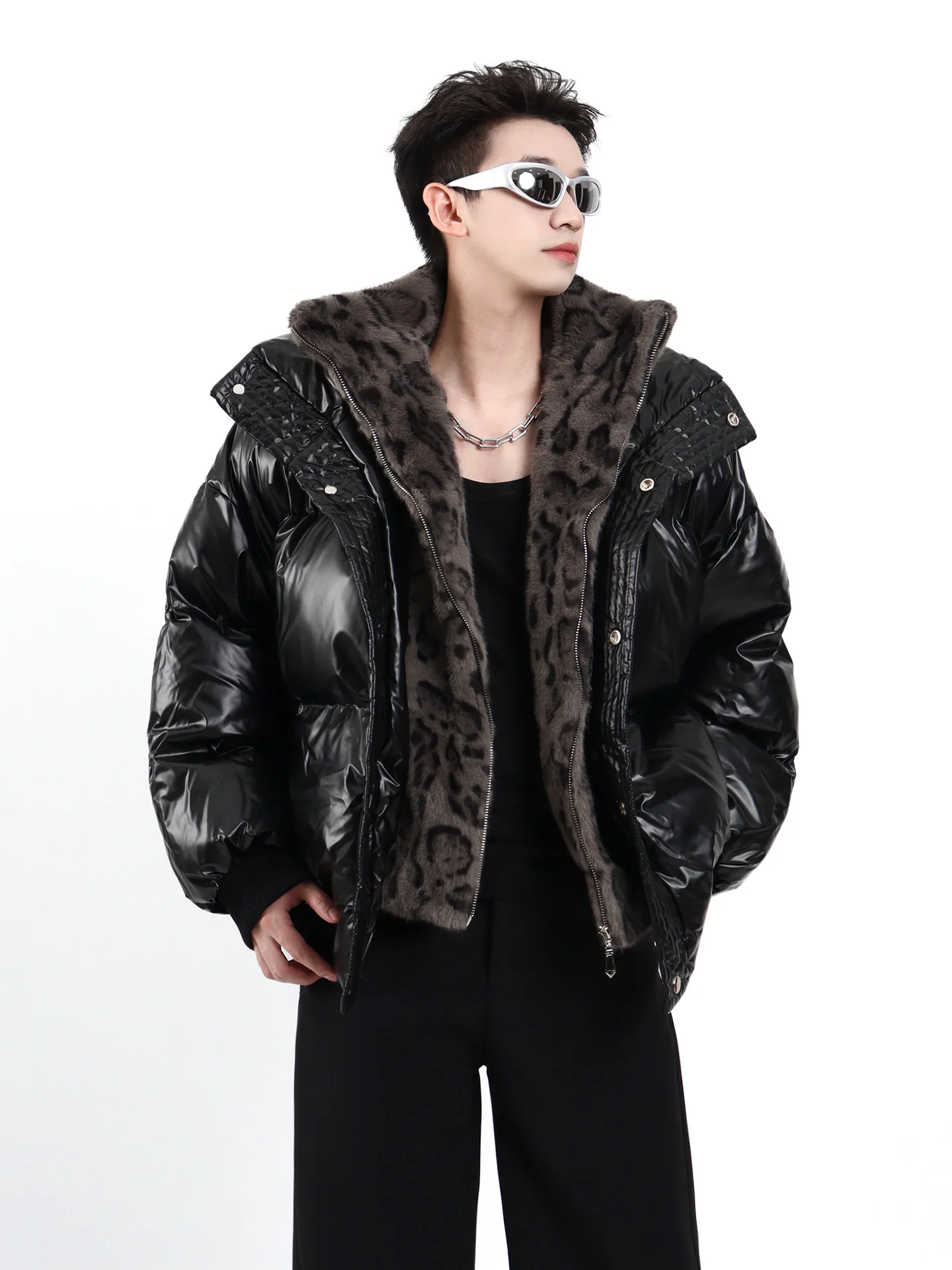패션 레오파드 프린트 스플라이싱 페이크 투피스 파카 남성용 2025 겨울 신상 두꺼운 따뜻한 트렌디 시크 파카 남성용 긴팔 코트