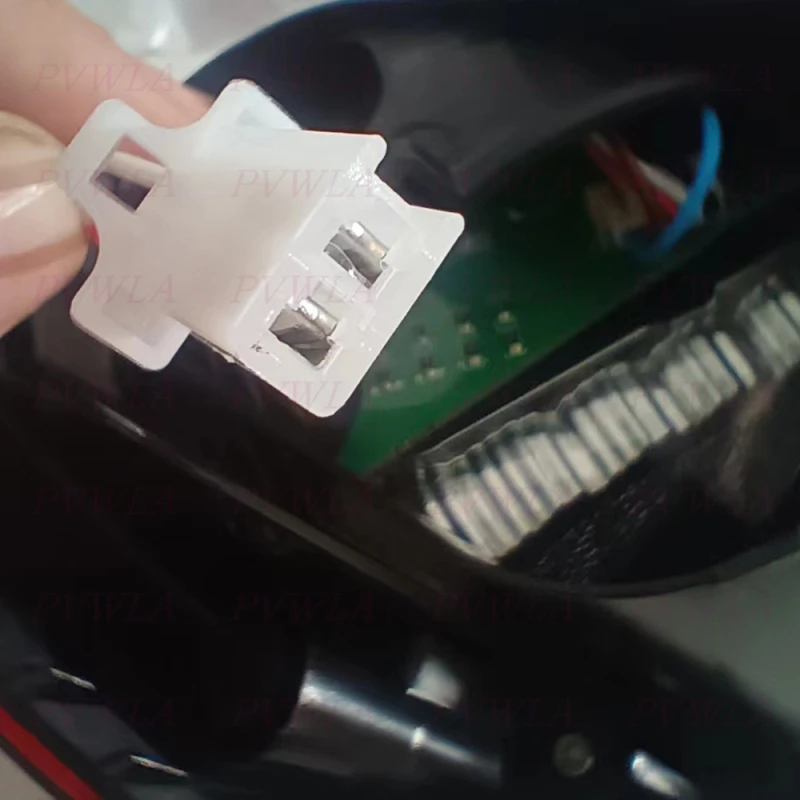 1 szt. Prawa Lampa Tylna LED do Seat Leon 2013 2014 2015 2016 2017 2018 2019 2020, Tylna Lampa Stop, Akcesoria Samochodowe 5F0945208E — zdjęcie 7