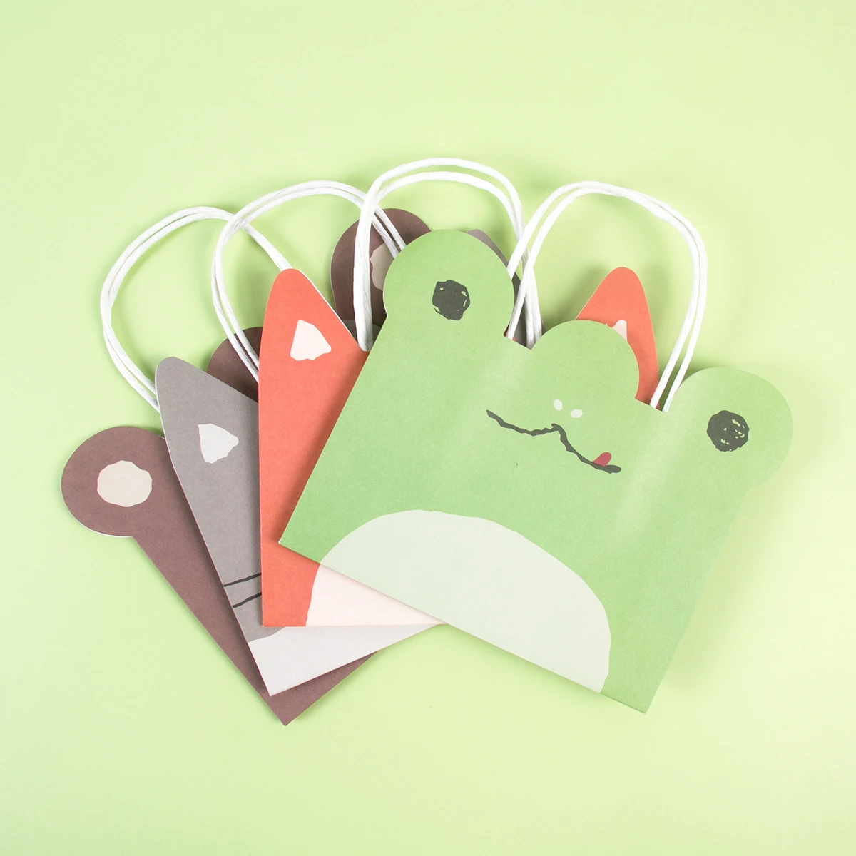 Cute Animal Paper Gift Bag Bear Frog Dog Cat Gift Bag Baby Shower Supplies Jungle Birthday Party Candy Cookie Packaging Bags