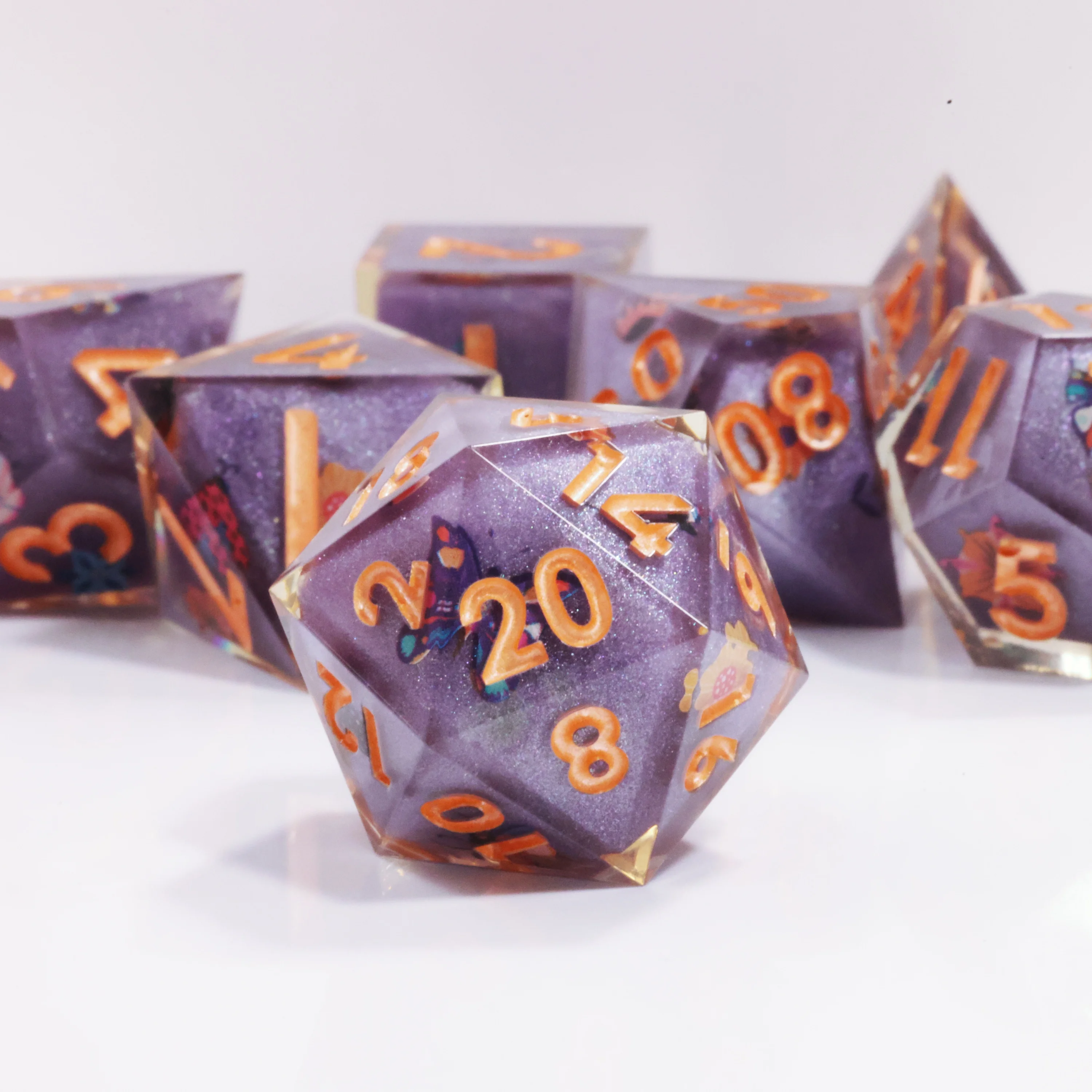 

Набор кубиков MINI PLANET DND, полимерные игральные кости ручной работы с острыми краями для настольной игры TRPG Dragon & Dungeon, MP45 BUTTERFLY EVENT Dice