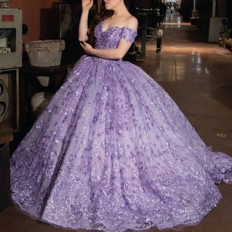 ที่กําหนดเองสีม่วง Quinceanera ปิดชุดไหล่ Tull เลื่อม applique 3D ดอกไม้ลูกไม้ Vestido De 15 Quinceanera