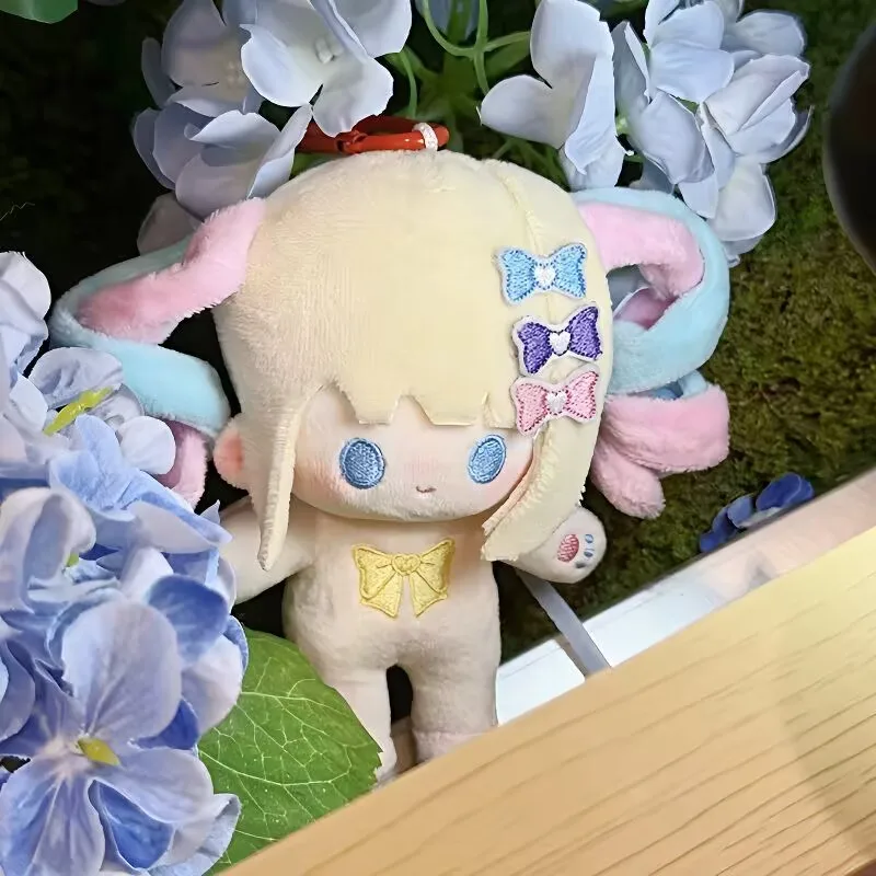 الفتاة الغاسل تعتمد بشكل كبير على سمة "Super Sky Candy". إنها دمية قطنية لطيفة مقاس 10 سم