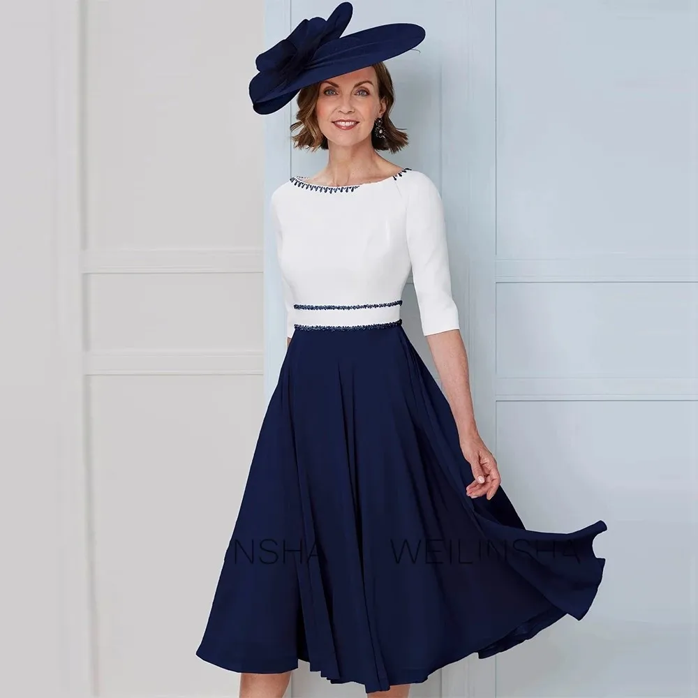 Элегантное темно-синее платье для матери невесты 2026 с круглым вырезом и бисером для жениха, длиной до колена, атласные вечерние платья, платье для гостей