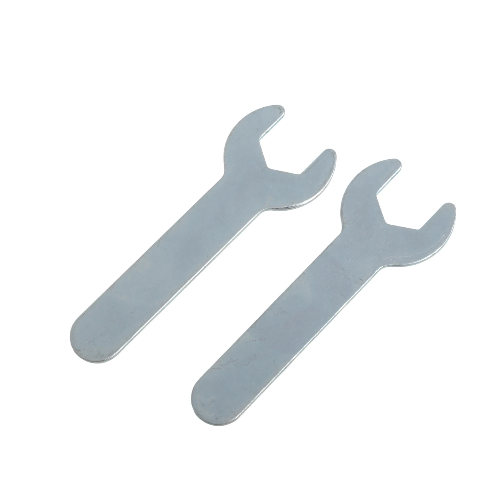 Kit de roda de rodízio para maior mobilidade do seu aquecedor de óleo elétrico Midea quatro peças com duas ferramentas úteis