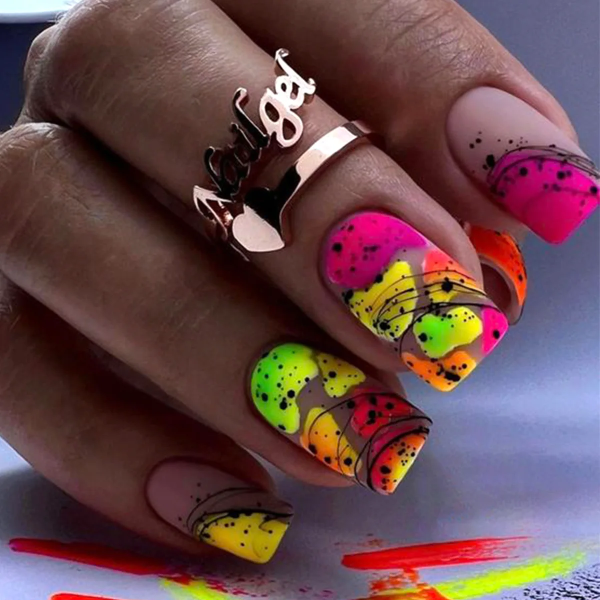 Christmas Stiletto Fake Nails for Women Girls Colorful Print Designs French Press on Nails Wearable Full Cover False Nails CF44