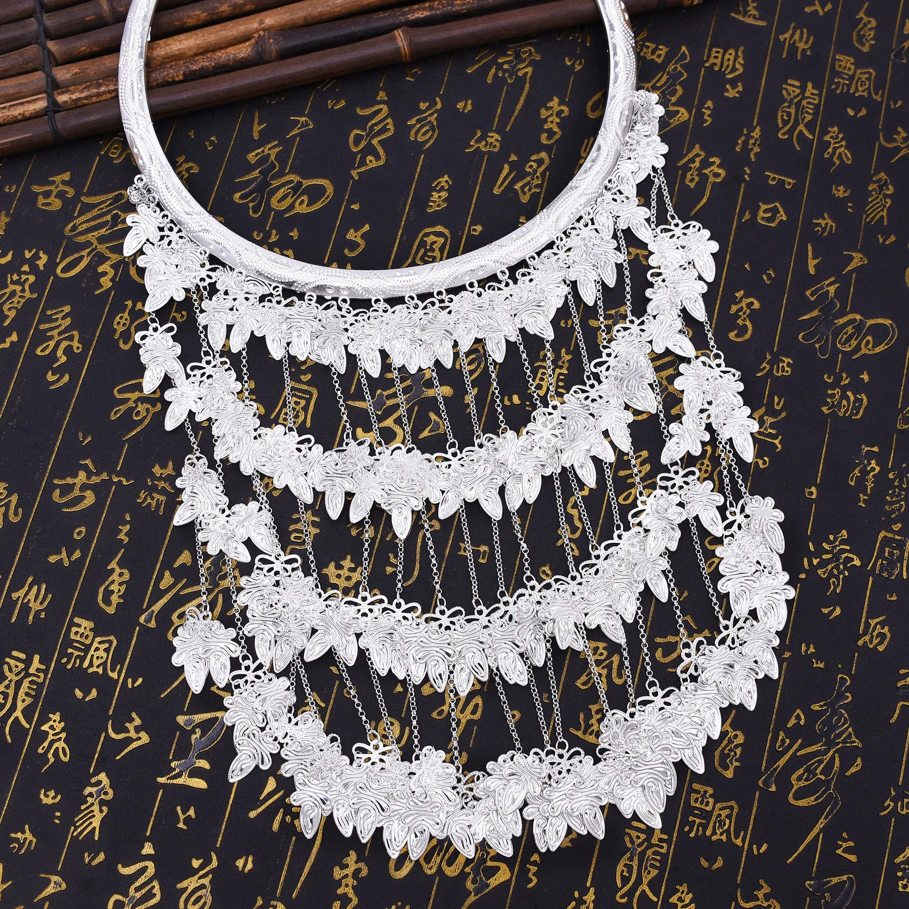 Central Asian fashion ethnic style multi-layer geometric tassel collar silver necklace festival performance necklace